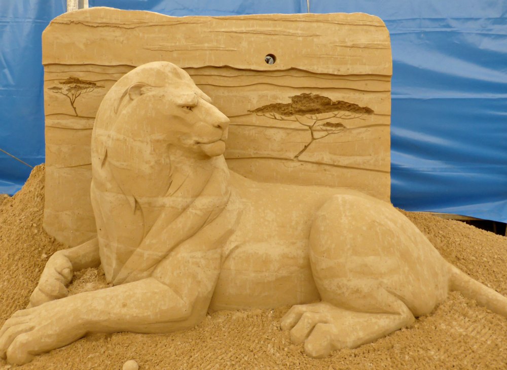 Sandskulpturen Festival Usedom: Safari in Afrika