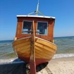 Fischerboot am Strand von Ahlbeck