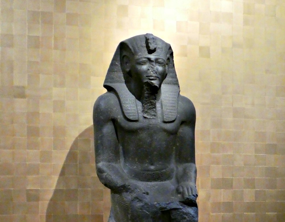 Ramses Ausstellung Karlsruhe: Monumentale Statue