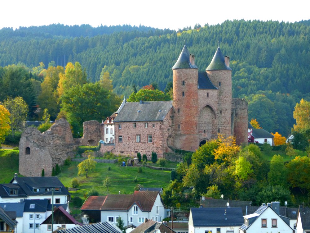 Bertrada Burg in der Eifel