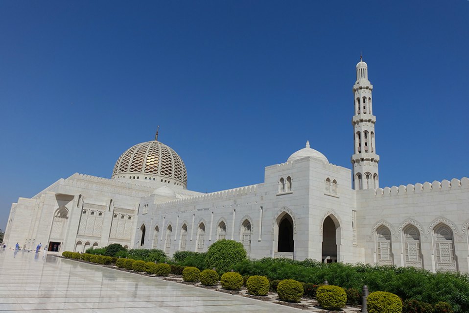 Oman: Sultan Qabus Moschee in Muscat | Bild: Woanderssein