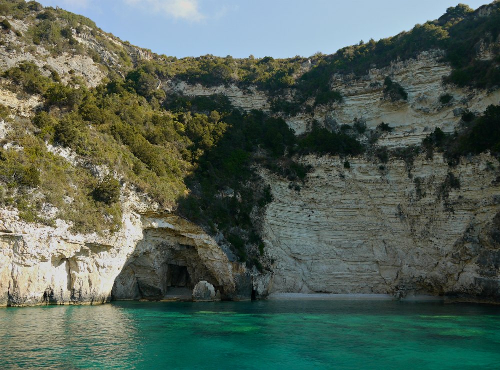 Kleiner Strand bei den blauen Grotten von Paxos | Ionische Inseln