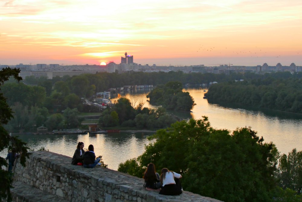 Reise-Tipp Serbien: Sonnenuntergang an der Festung von Belgrad