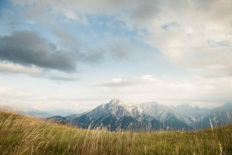 Blick auf das Serles-Massiv | Bild: TVB Stubai Tirol/Andre Schönherr